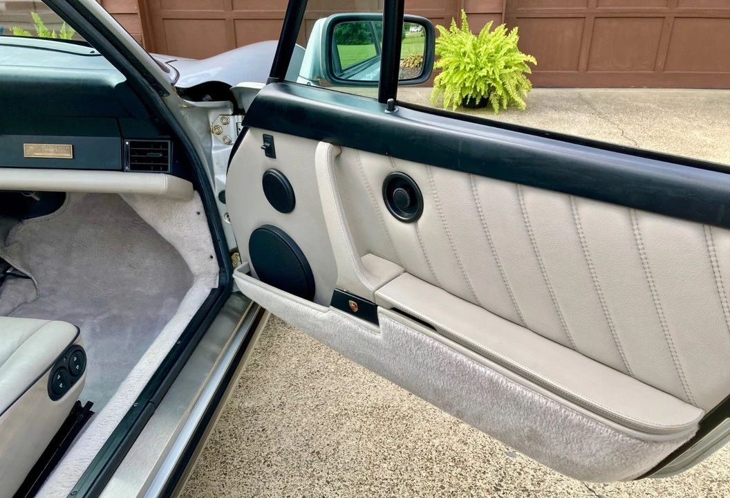 1989 Porsche 964 Carrera - Image 16 of 21