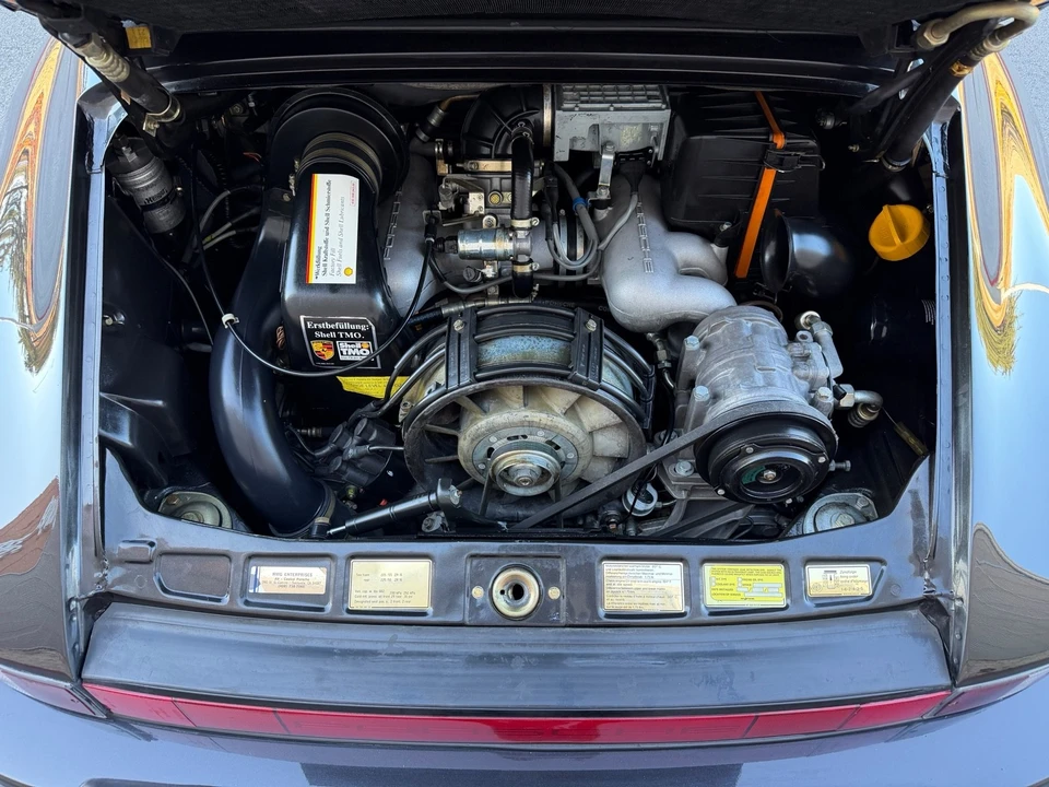 1989 Porsche 911 Carrera 3.2 - Image 17 of 24