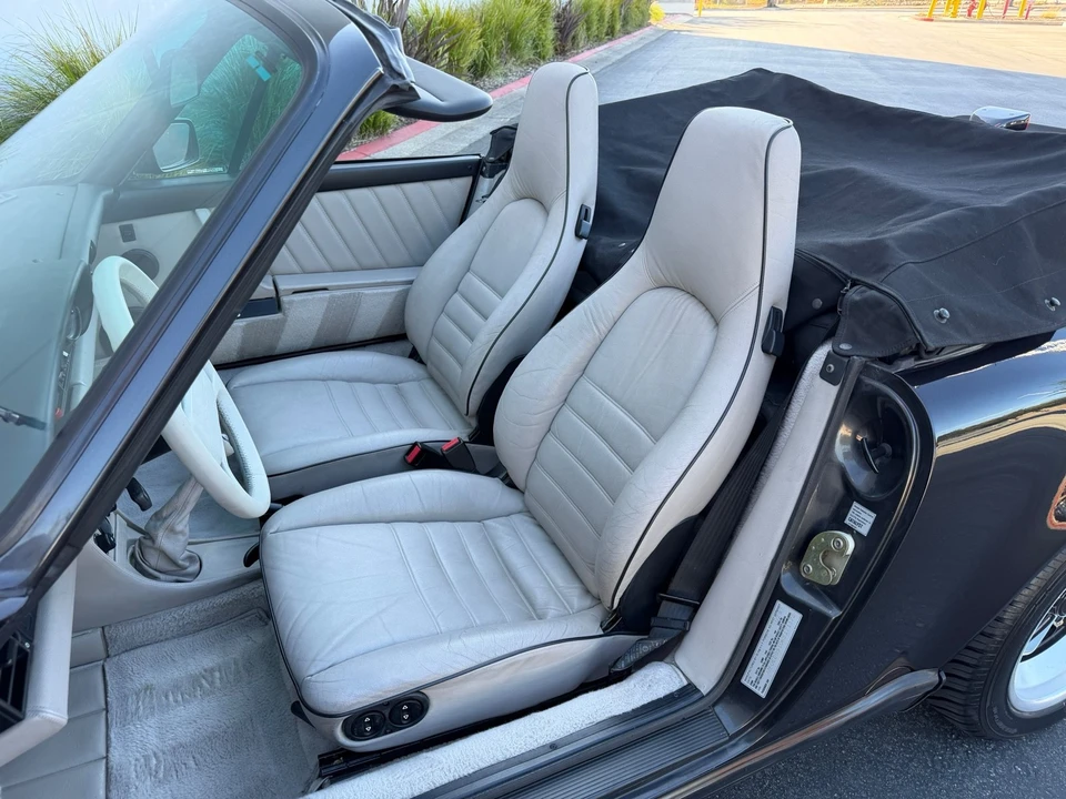 1989 Porsche 911 Carrera 3.2 - Image 10 of 24