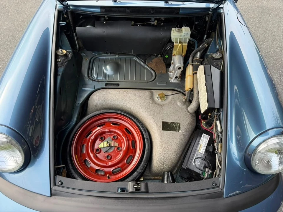 1989 Porsche 911 Carrera 3.2 - Image 16 of 23