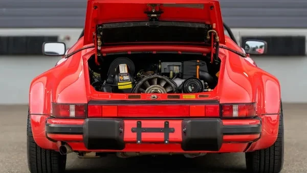 1989 Porsche 911 Carrera 3.2 - Image 15 of 31