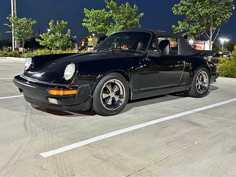 1989 Porsche 911 Cabriolet 2D