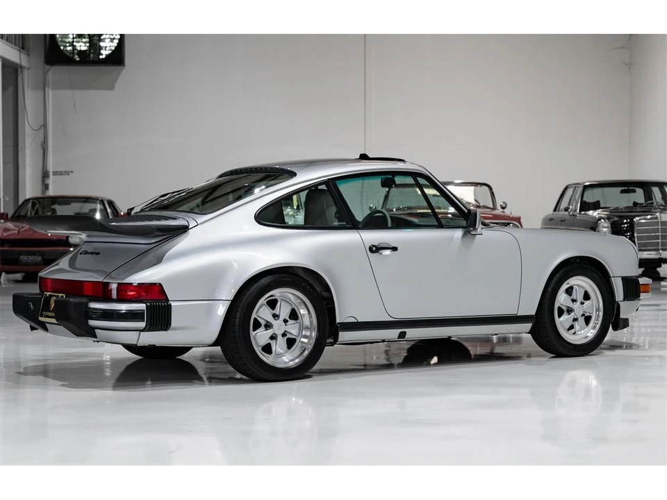 1989 Porsche 911 Carrera 3.2 - Image 5 of 31