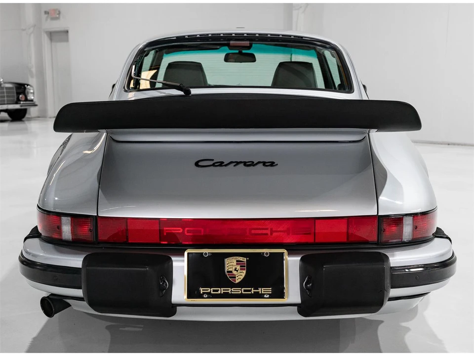 1989 Porsche 911 Carrera 3.2 - Image 7 of 31