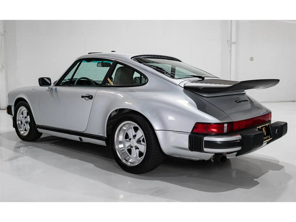 1989 Porsche 911 Carrera 3.2 - Image 8 of 31