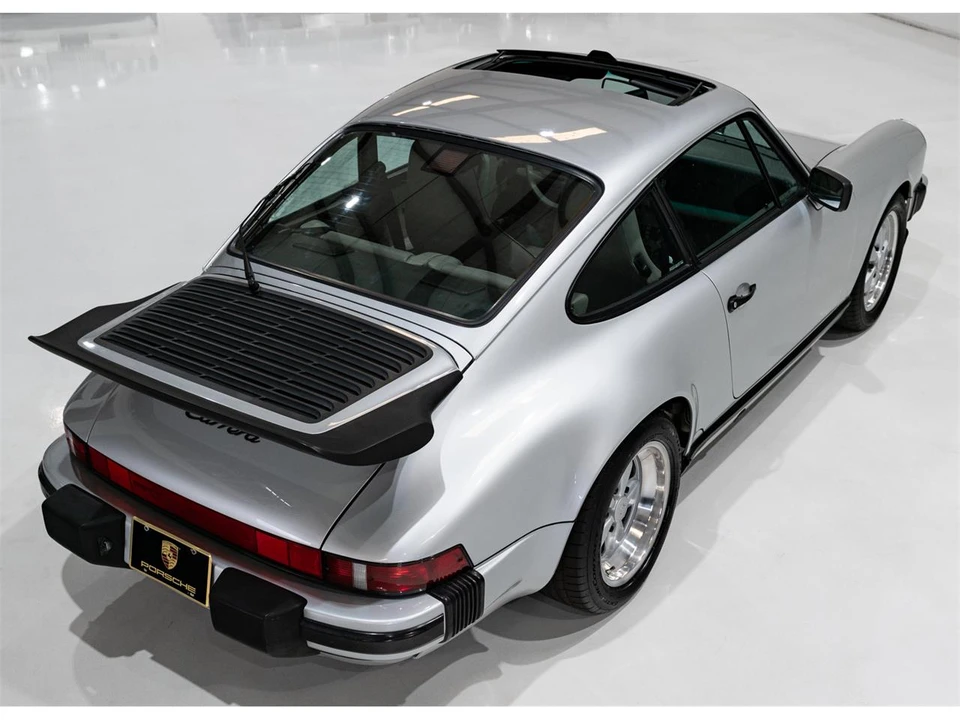 1989 Porsche 911 Carrera 3.2 - Image 21 of 31