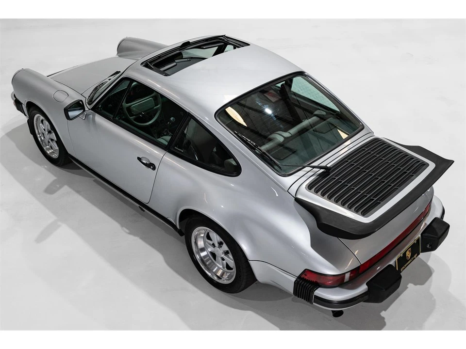 1989 Porsche 911 Carrera 3.2 - Image 25 of 31