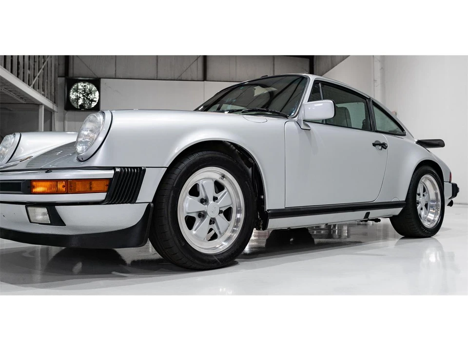 1989 Porsche 911 Carrera 3.2 - Image 26 of 31