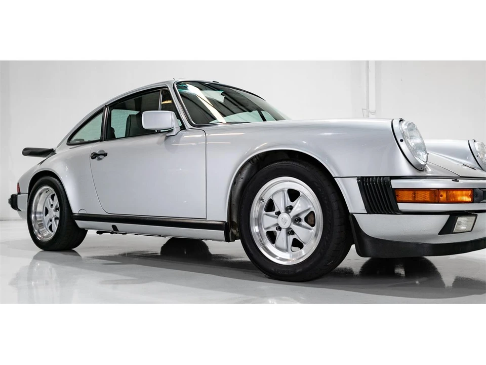 1989 Porsche 911 Carrera 3.2 - Image 27 of 31