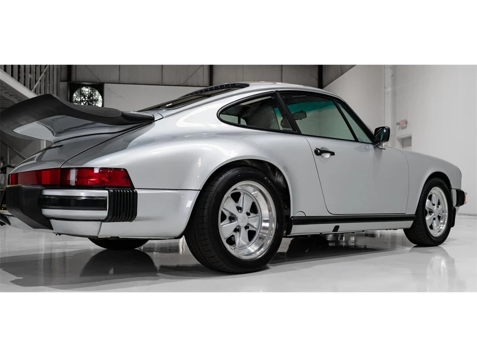 1989 Porsche 911 Carrera 3.2 - Image 29 of 31