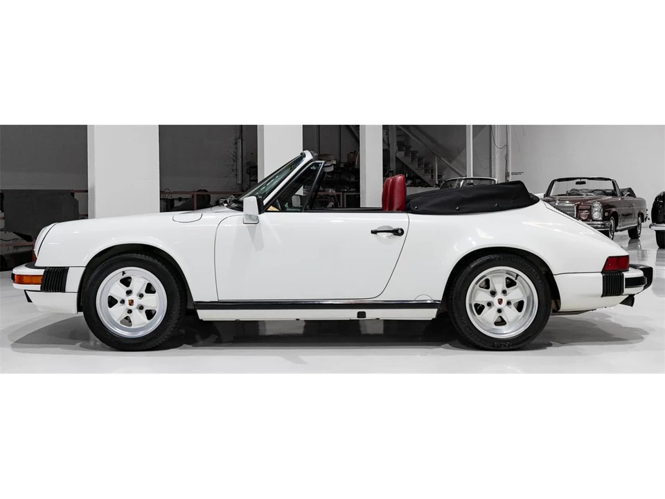 1989 Porsche 911 Carrera 3.2 - Image 11 of 31