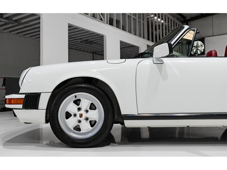 1989 Porsche 911 Carrera 3.2 - Image 12 of 31