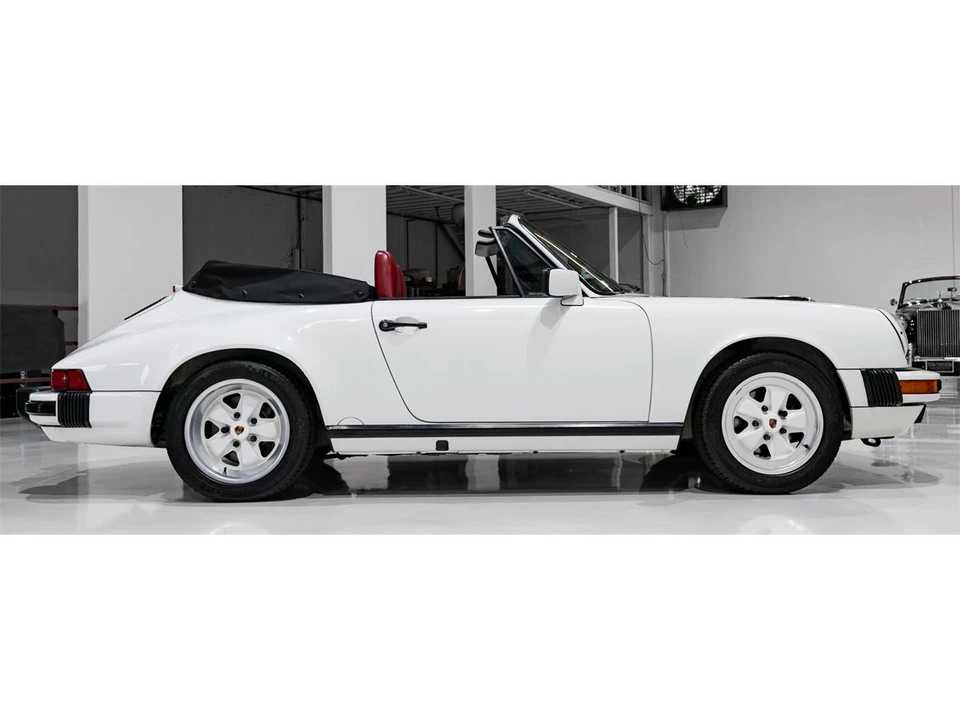 1989 Porsche 911 Carrera 3.2 - Image 15 of 31
