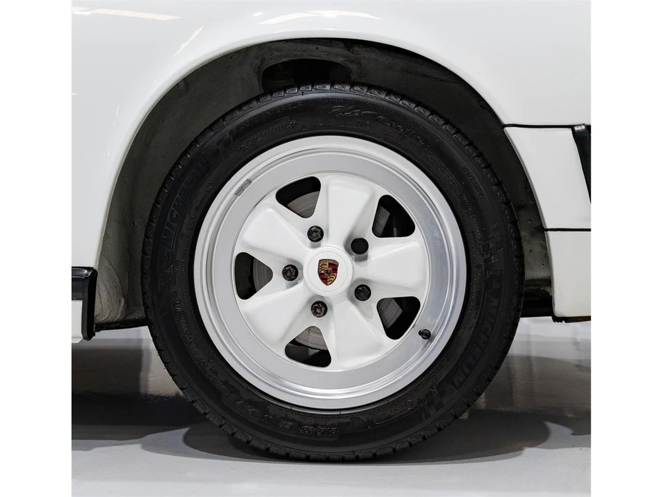 1989 Porsche 911 Carrera 3.2 - Image 19 of 31