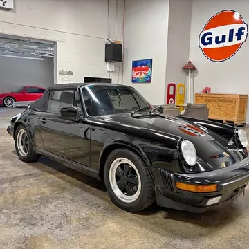 1989 Porsche 911 Carrera 2 Cabriolet