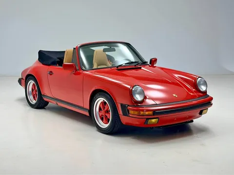 1989 Porsche 911 Carrera 2 Cabriolet