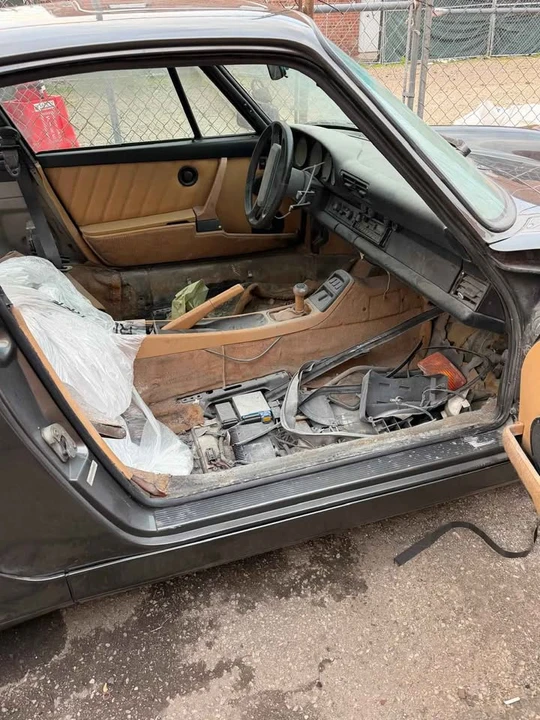 1989 Porsche 911 Carrera 3.2 - Image 3 of 5