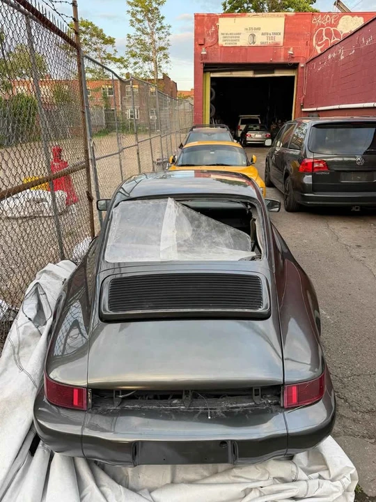 1989 Porsche 911 Carrera 3.2 - Image 5 of 5