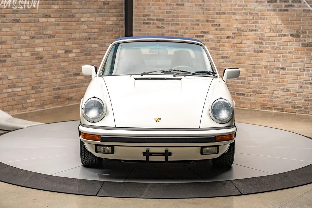 1989 Porsche 911 Carrera 3.2 - Image 5 of 31