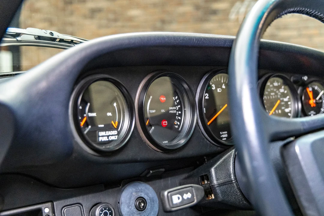 1989 Porsche 911 Carrera 3.2 - Image 16 of 31