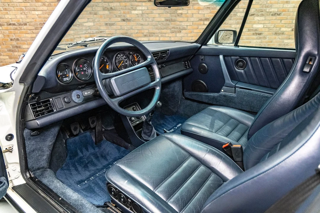 1989 Porsche 911 Carrera 3.2 - Image 15 of 31