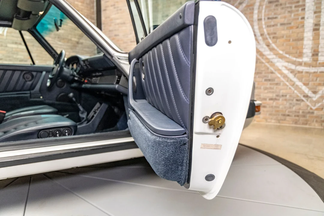 1989 Porsche 911 Carrera 3.2 - Image 27 of 31