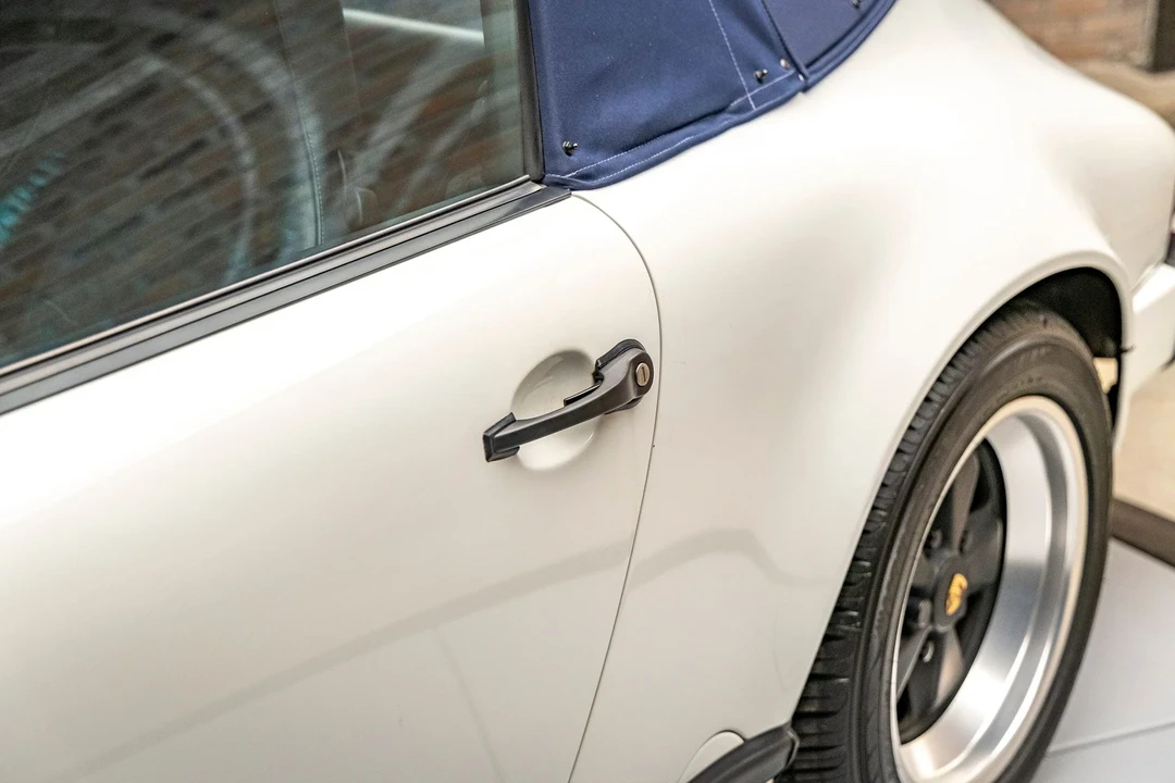 1989 Porsche 911 Carrera 3.2 - Image 12 of 31