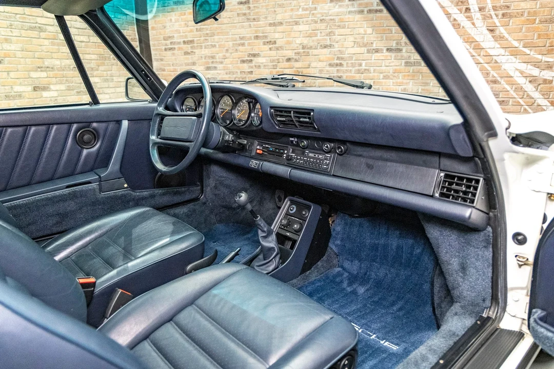 1989 Porsche 911 Carrera 3.2 - Image 24 of 31