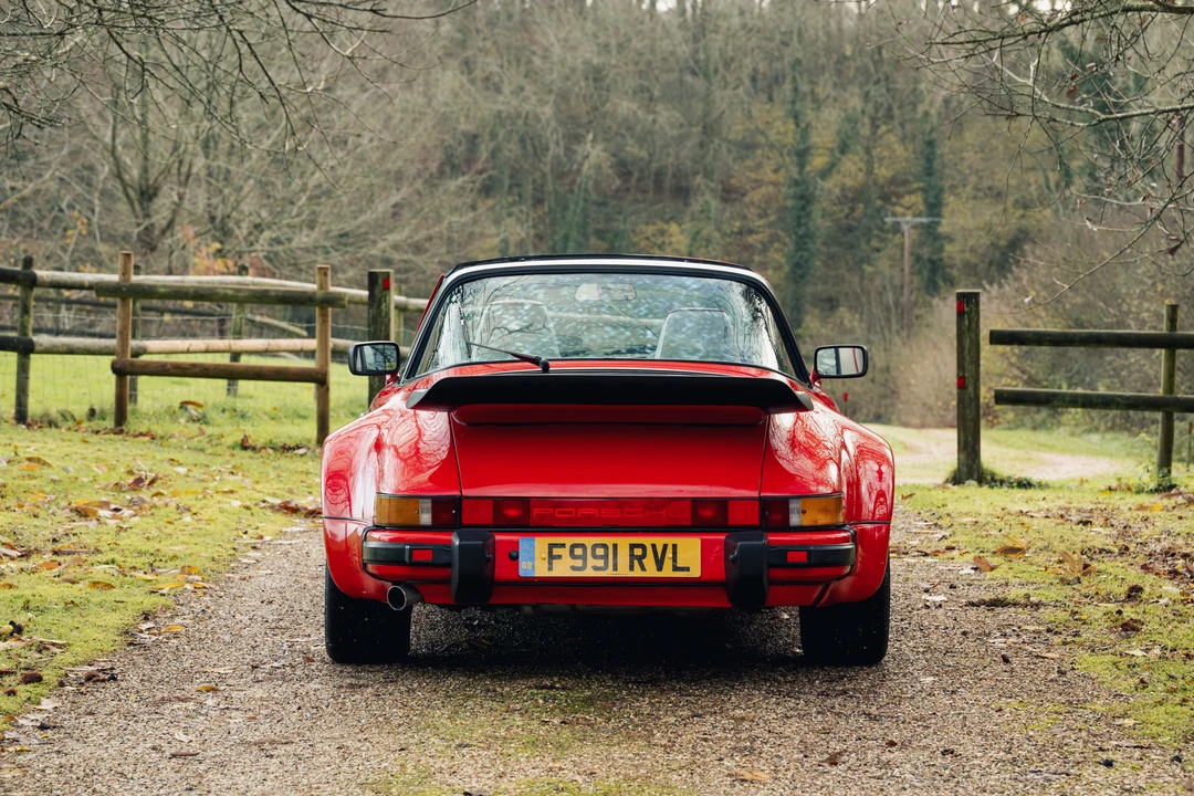 1989 Porsche 911 Carrera 3.2 - Image 6 of 31