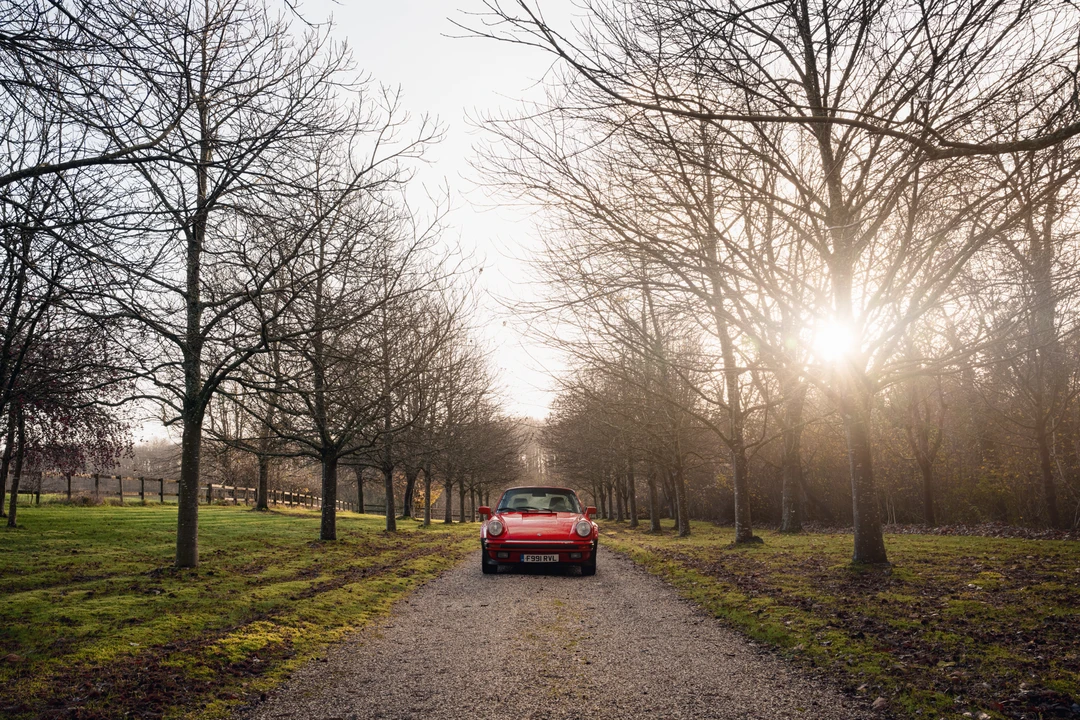 1989 Porsche 911 Carrera 3.2 - Image 10 of 31