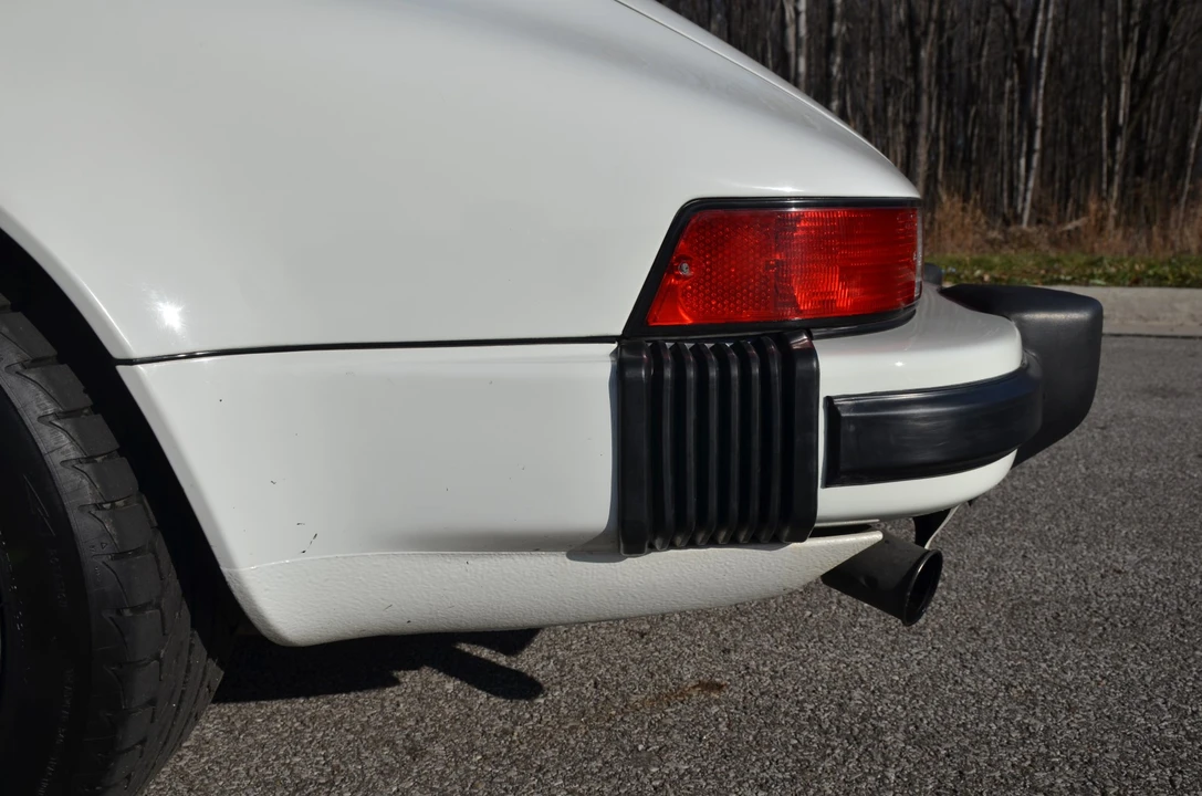 1989 Porsche 911 Carrera 3.2 - Image 20 of 31