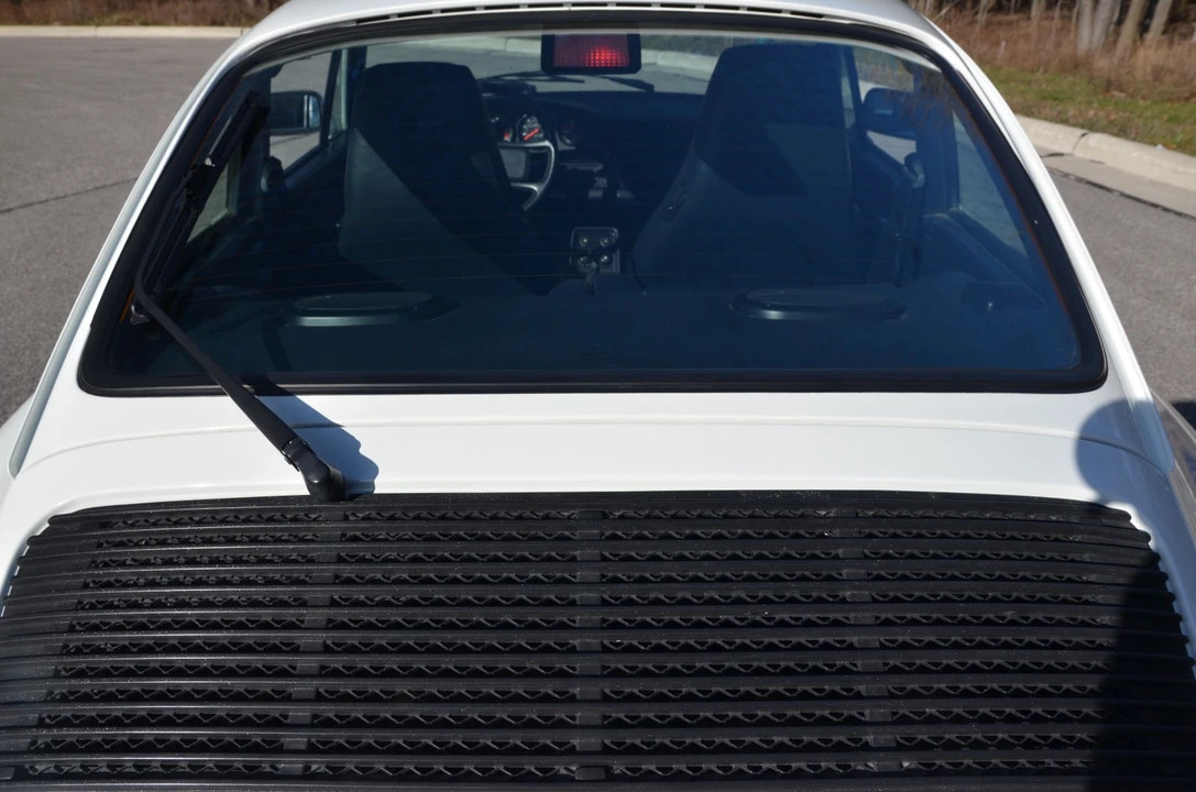 1989 Porsche 911 Carrera 3.2 - Image 24 of 31