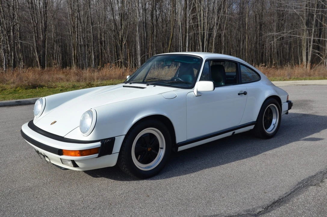 1989 Porsche 911 Carrera 3.2 - Image 11 of 31