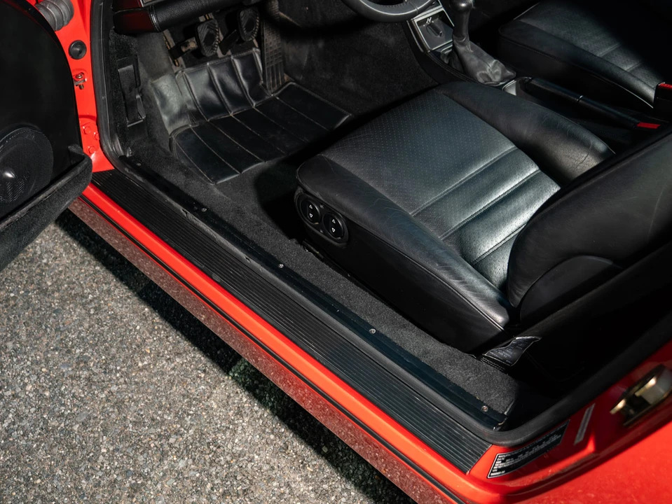 1989 Porsche 964 Carrera 4 - Image 24 of 31