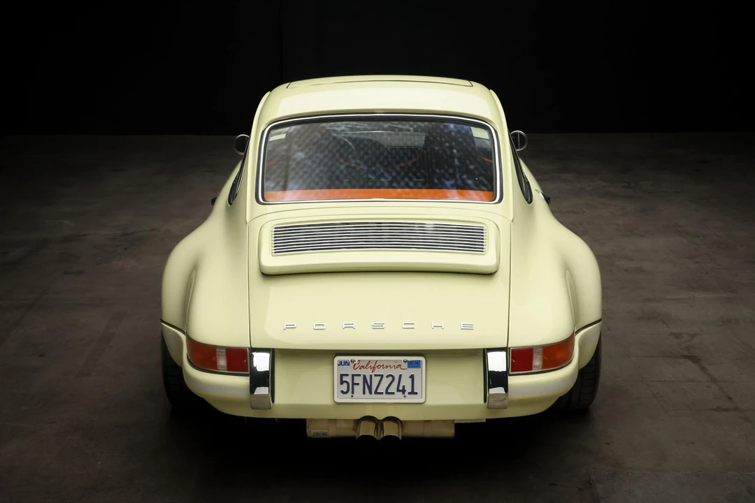 1989 Porsche 964 Carrera 4 - Image 26 of 31