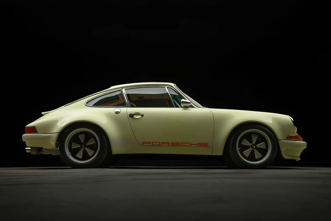 1989 Porsche 964 Carrera 4 - Image 22 of 31