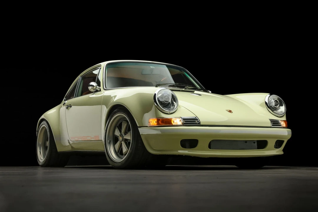 1989 Porsche 964 Carrera 4 - Image 18 of 31