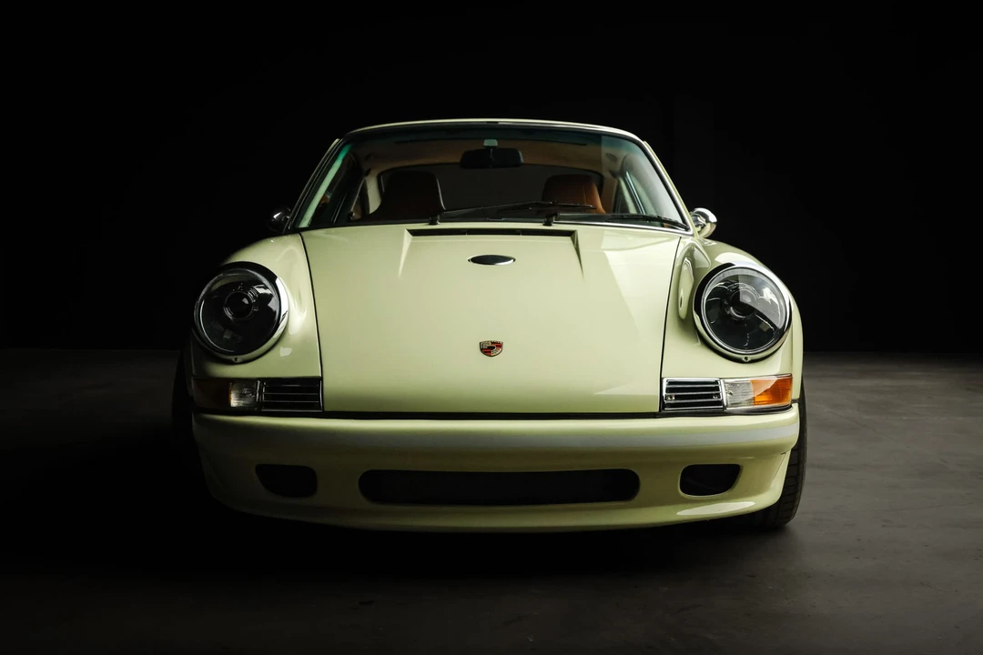 1989 Porsche 964 Carrera 4 - Image 13 of 31
