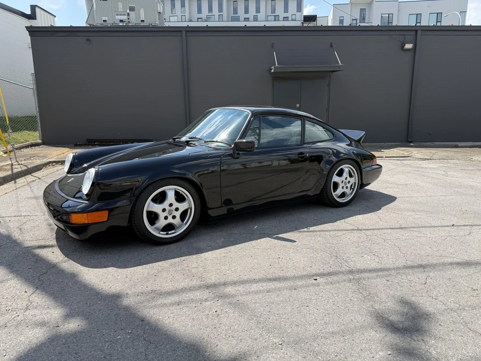 1989 Porsche 964 Carrera 4 - Image 9 of 31