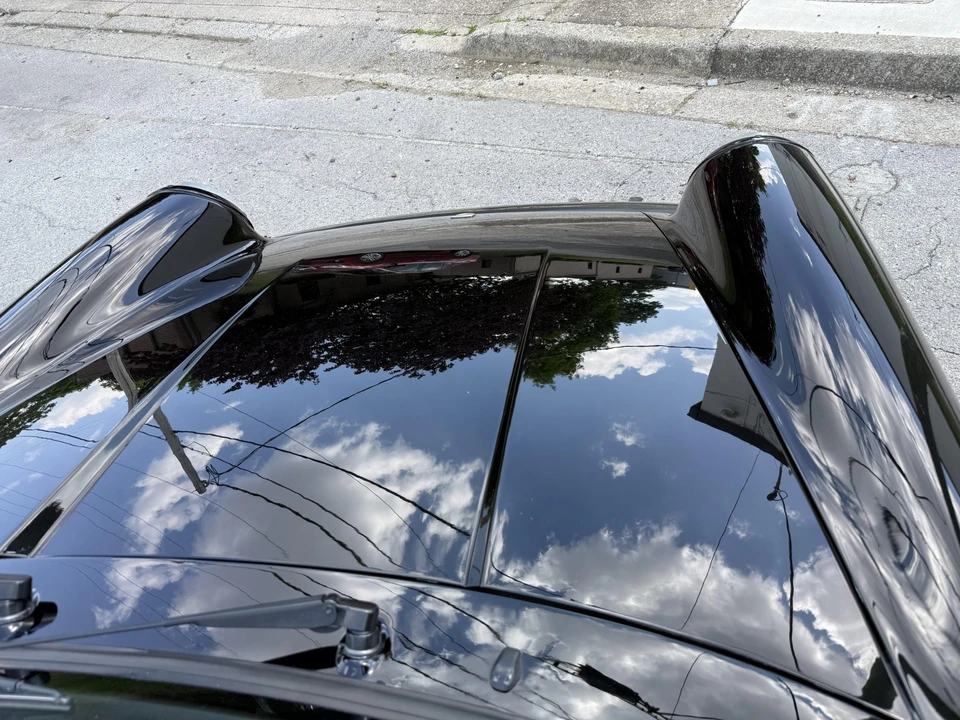 1989 Porsche 964 Carrera 4 - Image 25 of 31