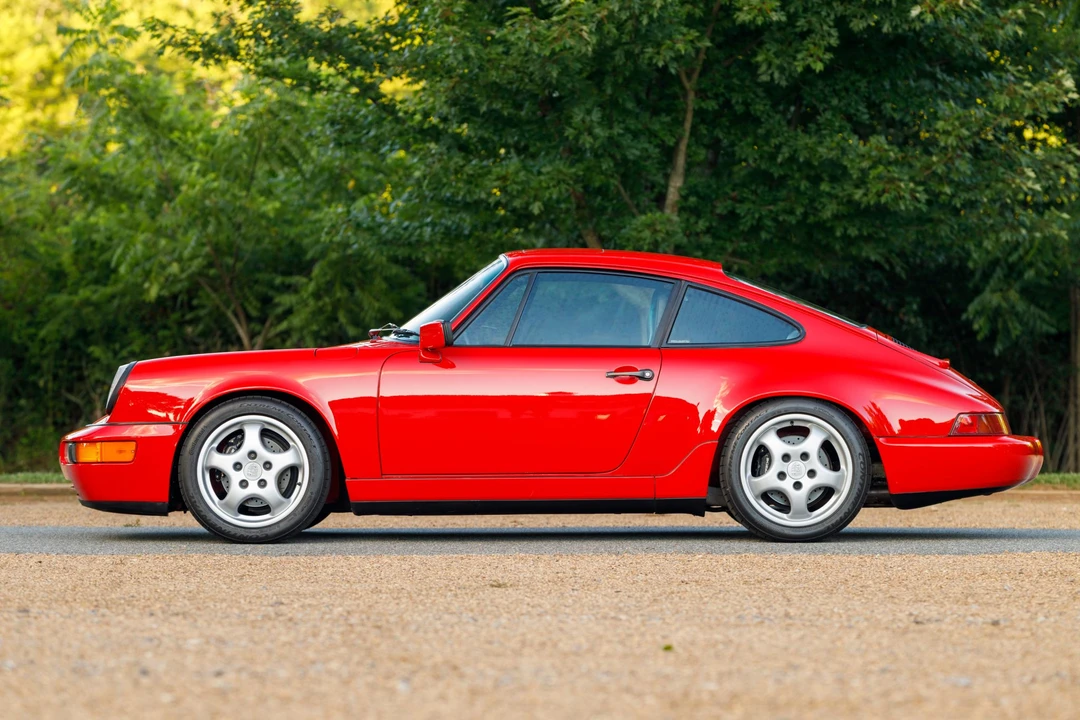 1989 Porsche 964 Carrera 4 - Image 26 of 31
