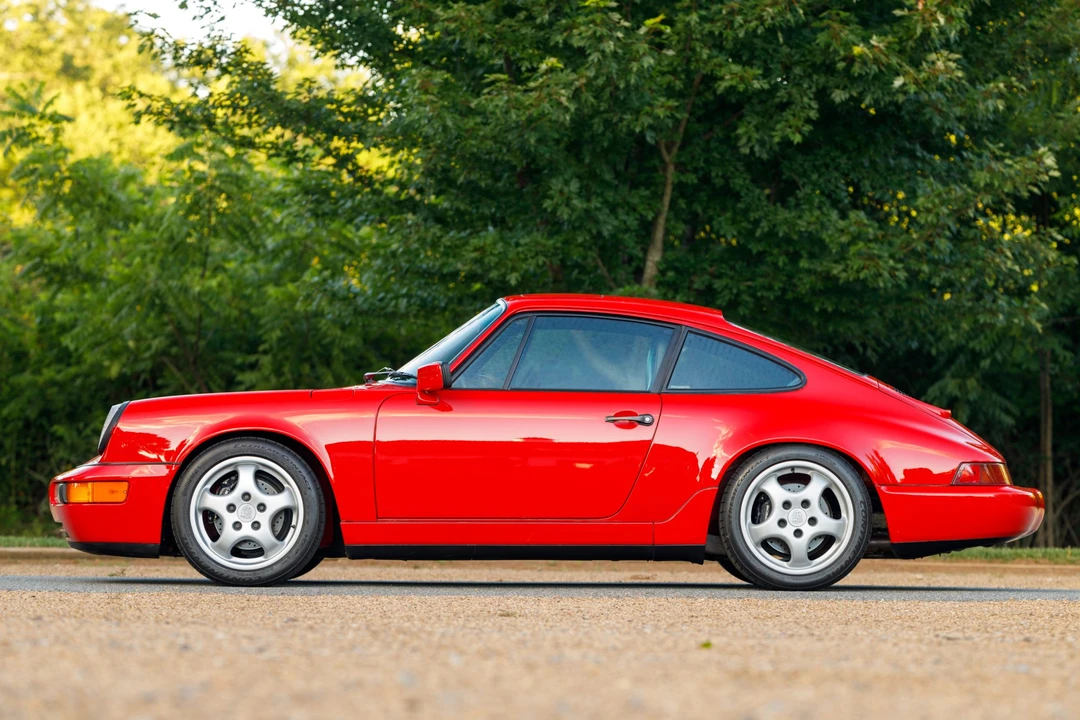 1989 Porsche 964 Carrera 4 - Image 27 of 31