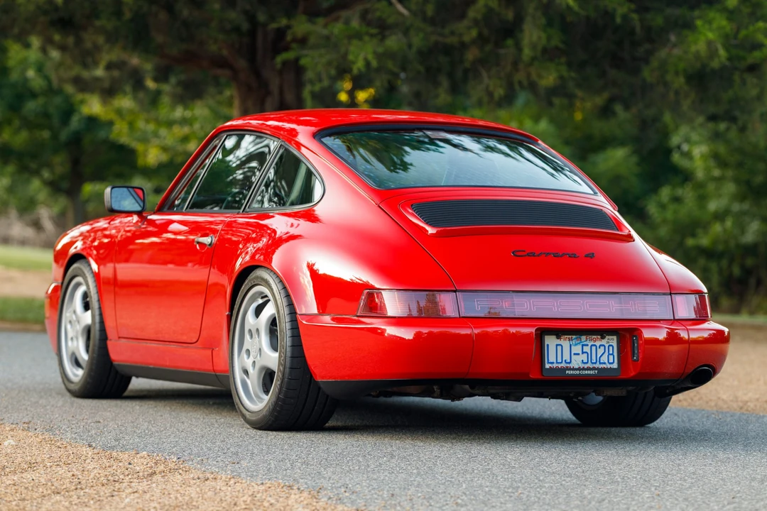 1989 Porsche 964 Carrera 4 - Image 22 of 31