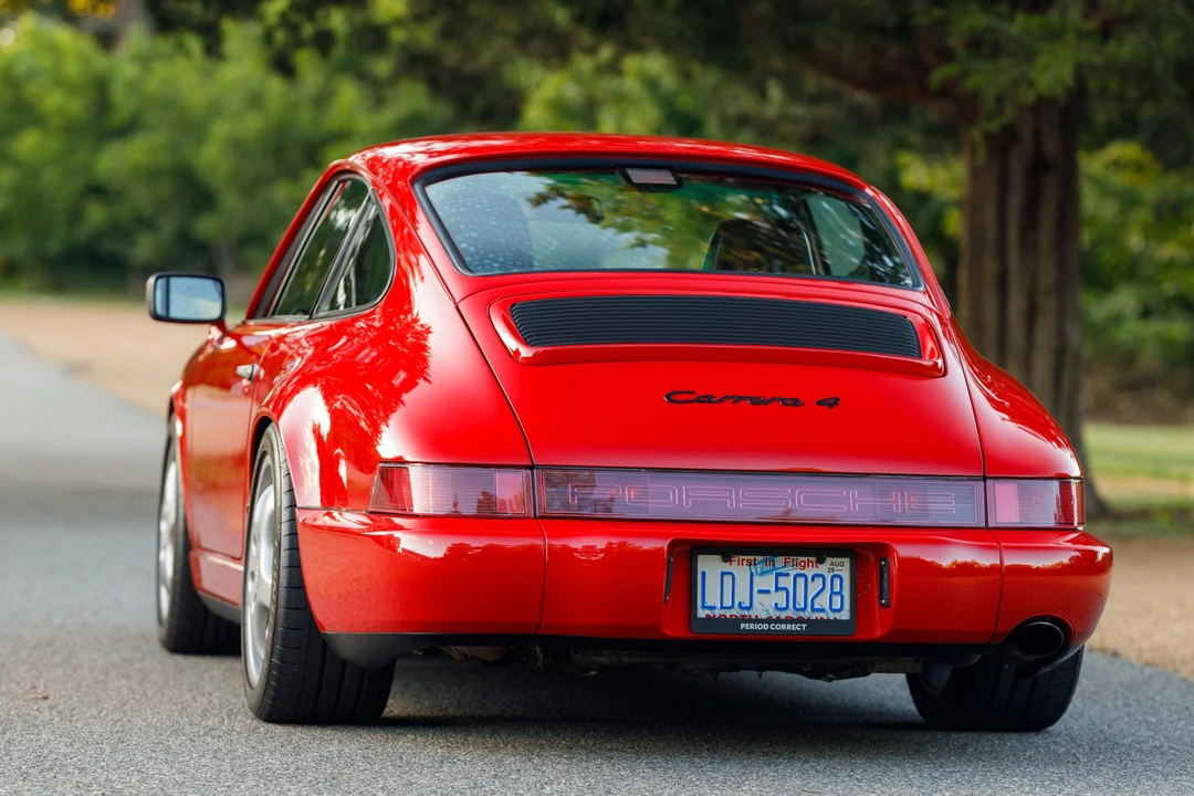 1989 Porsche 964 Carrera 4 - Image 21 of 31