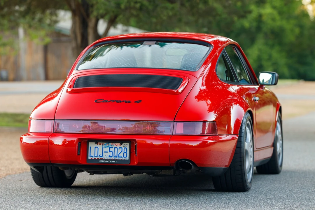 1989 Porsche 964 Carrera 4 - Image 19 of 31
