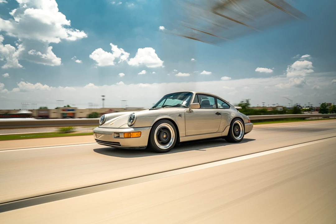 1989 Porsche 964 Carrera 4 - Image 28 of 31