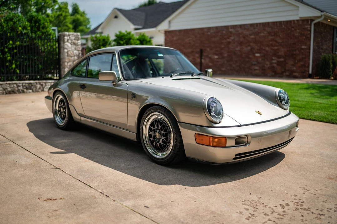 1989 Porsche 964 Carrera 4 - Image 17 of 31
