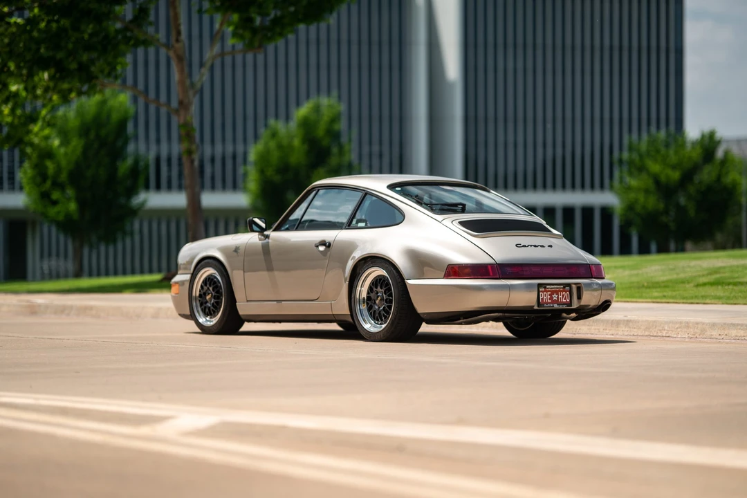 1989 Porsche 964 Carrera 4 - Image 22 of 31