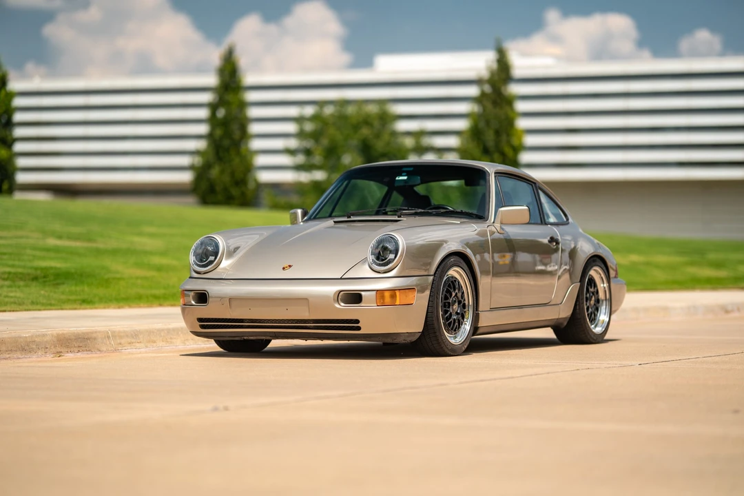 1989 Porsche 964 Carrera 4 - Image 12 of 31
