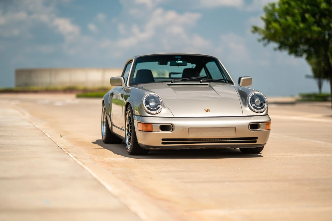 1989 Porsche 964 Carrera 4 - Image 14 of 31